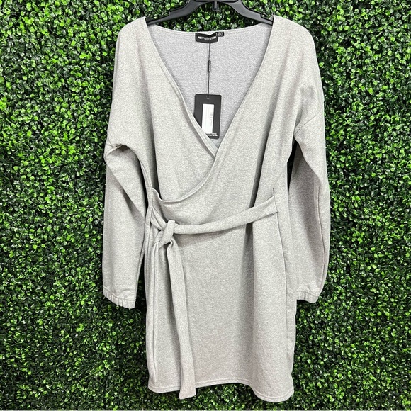 PRETTY LITTLE THING | Faux Wrap Dress - Picture 6 of 10